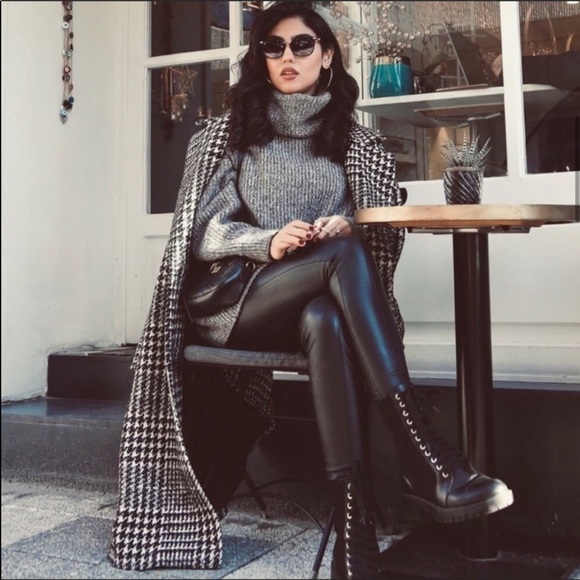 Zara Pants - Zara Faux Leather Leggings NWT Sz S